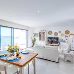Luxury Beachfront 2bd Ac Wifi Ocean Balcony Apartment Armacao de Pera