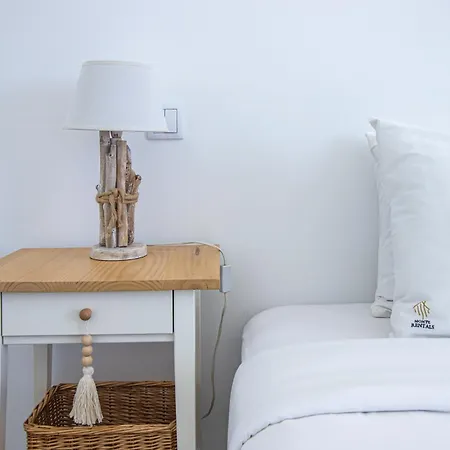 Premium Beachfront 2bd Ac Wifi Ocean Balcony Апартаменты