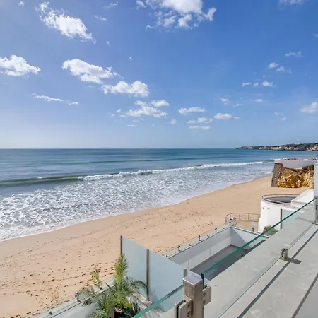 Апартаменты Premium Beachfront 2bd Ac Wifi Ocean Balcony